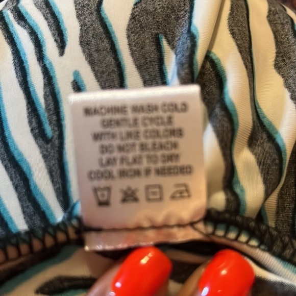 Tacera Jumpsuit! - Picture 9 of 10